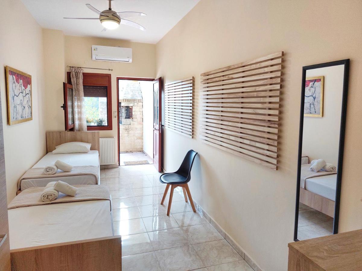 Villa Balcony, Cozy Villa With Amazing View Rodhiá エクステリア 写真