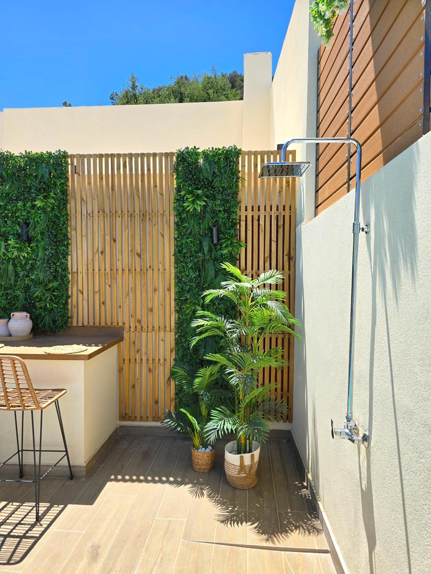 Villa Balcony, Cozy Villa With Amazing View Rodhiá エクステリア 写真